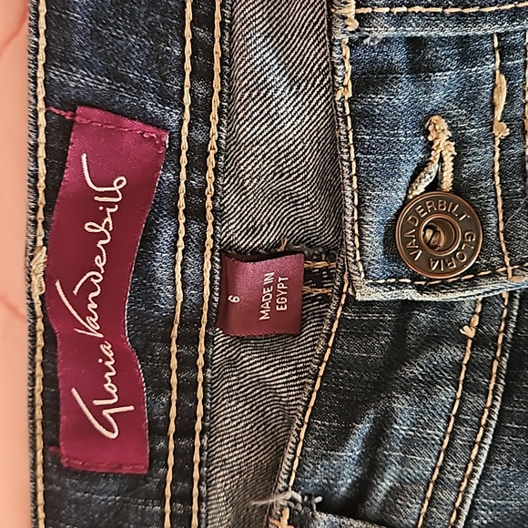 8 2009Gloria Vanderbilt Glenna in indigo  dark wash embroidered rare find - Picture 2 of 11